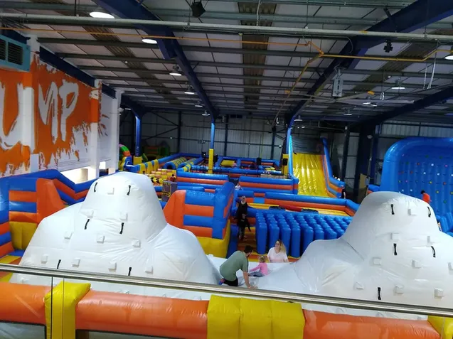 TopJump Trampoline Park